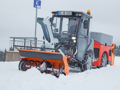 Снегоуборщик Basic HY 400-400